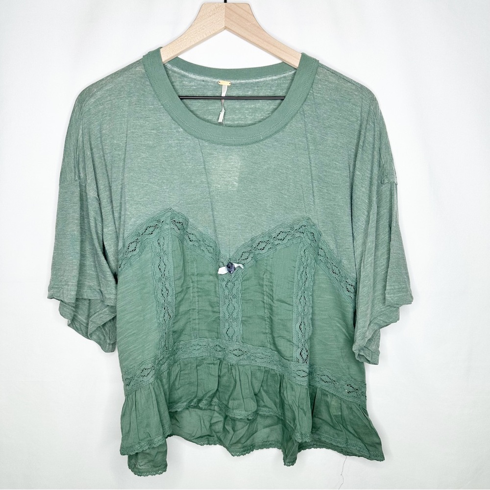 FREE PEOPLE Fall in Love Crew Neck Short Flutter Sleeves NWT in Large